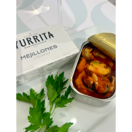 Mussels in Marinera Sauce 111g tin by Yurrita Mussels in Marinera Sauce 111g tin by Yurrita