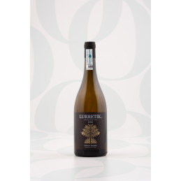 Lurretik Txakoli White 75cl by Aitaren Lurretik